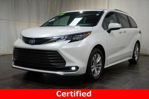 2025 Toyota Sienna XLE 7 Passenger