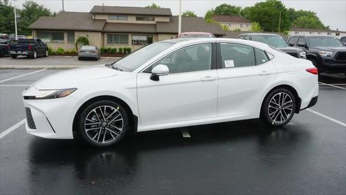 2025 Toyota Camry XLE