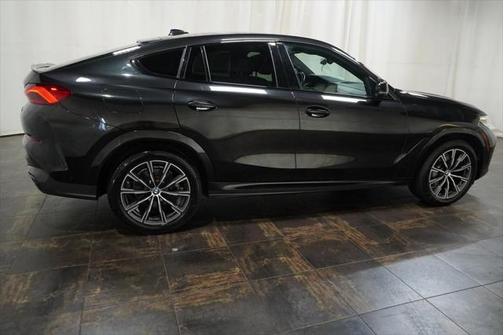 2021 BMW X6 xDrive40i