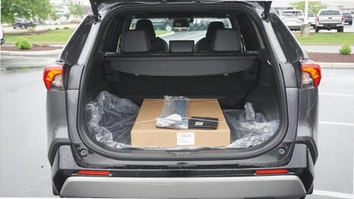2025 Toyota RAV4 Hybrid SE