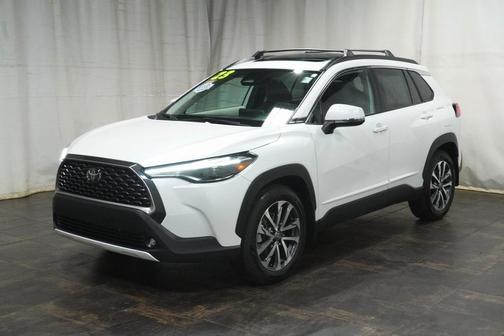 2023 Toyota Corolla Cross XLE