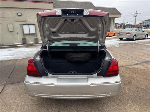 2004 Mercury Grand Marquis LS