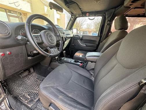 2016 Jeep Wrangler Sport