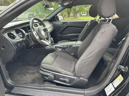 2014 Ford Mustang V6