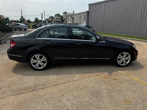 Black 2009 Mercedes-Benz C-Class 4dr Sdn 3.0L Luxury RWD