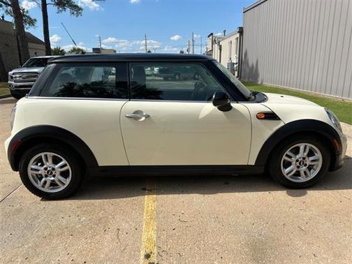 2012 MINI Cooper Base