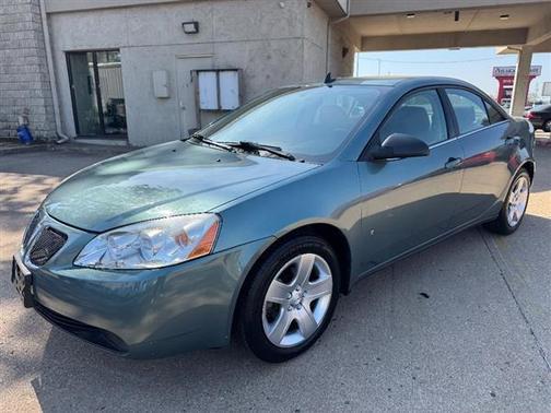 Silver Green Metallic 2009 Pontiac G6 4dr Sdn w/1SA *Ltd Avail*