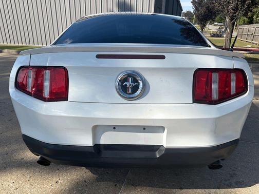 2012 Ford Mustang V6