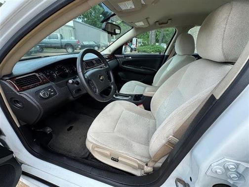Summit White 2012 Chevrolet Impala 4dr Sdn LT Retail