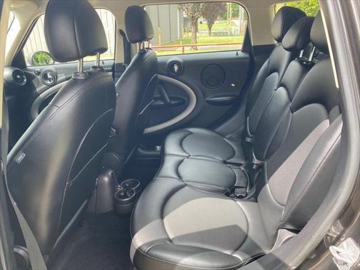2016 MINI Countryman Cooper
