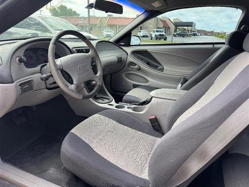 Silver Metallic 2004 Ford Mustang 2dr Cpe Standard