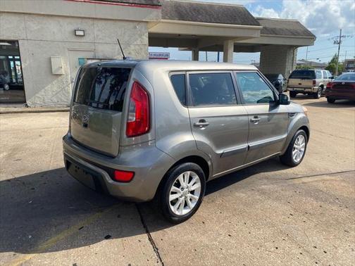 2012 Kia Soul +