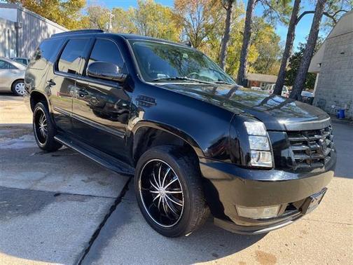 2009 Cadillac Escalade Base