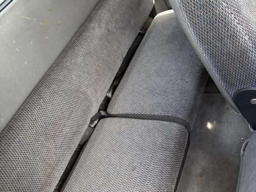 1999 Dodge Dakota Club Cab 131" WB SLT