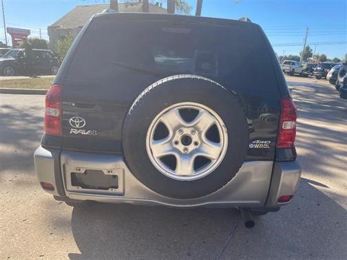 2004 Toyota RAV4 Base