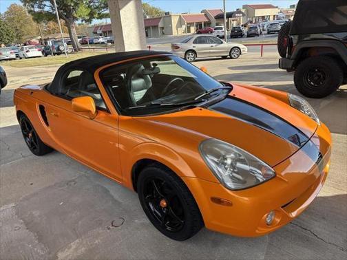2003 Toyota MR2 