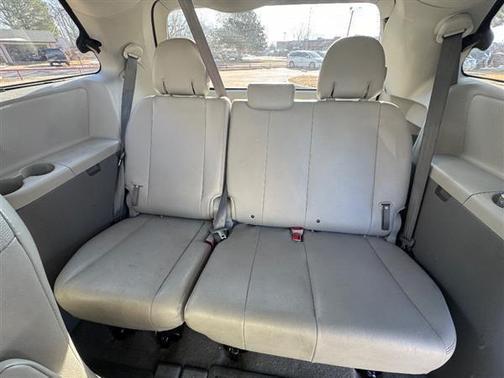 2014 Toyota Sienna XLE