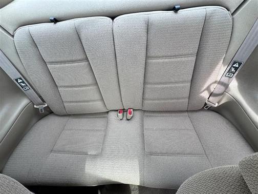 2000 Ford Mustang Base