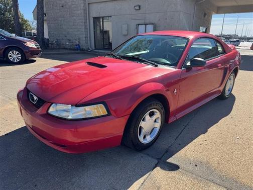 2000 Ford Mustang Base