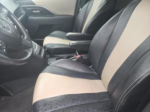 2013 Mazda Mazda5 Sport