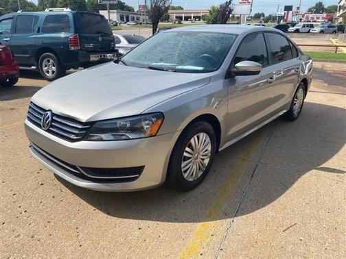 2014 Volkswagen Passat 1.8T S