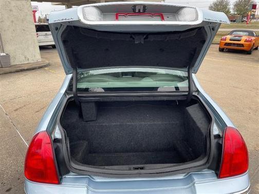 2011 Lincoln Town Car Signature