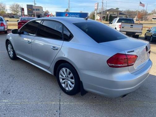 2014 Volkswagen Passat 1.8T S