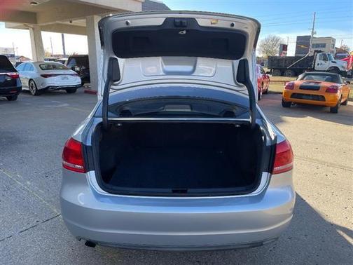 2014 Volkswagen Passat 1.8T S