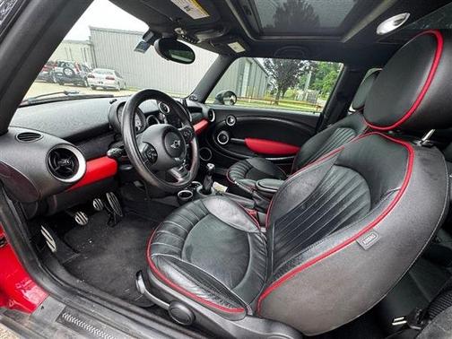 Chili Red 2013 MINI Hardtop 2dr Cpe S
