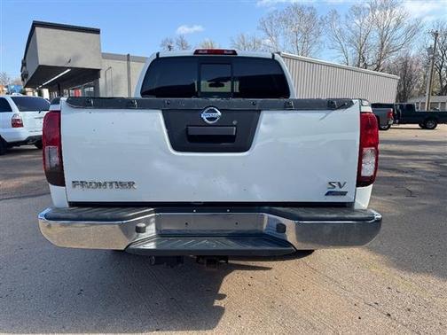2018 Nissan Frontier Crew Cab 4x2 SV V6 Auto