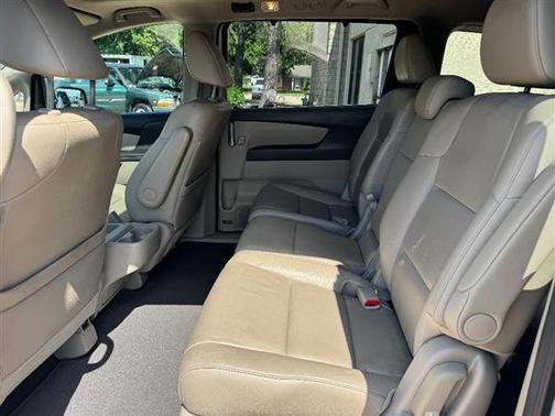 Taffeta White 2012 Honda Odyssey 5dr EX-L