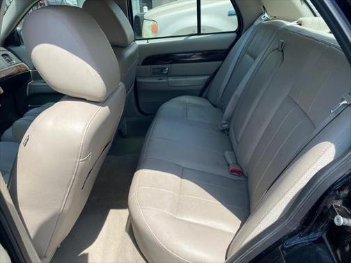 2011 Mercury Grand Marquis LS (Fleet Only)