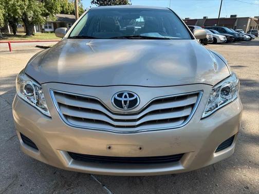 2010 Toyota Camry LE