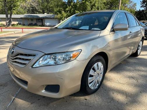 2010 Toyota Camry LE