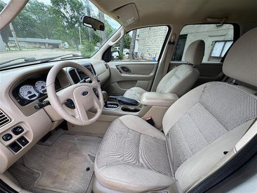 Gold Ash Metallic 2005 Ford Escape 4dr 103" WB 3.0L XLT