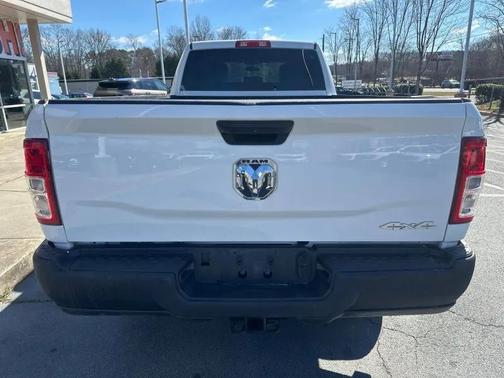 2022 RAM 2500 Tradesman Crew Cab 4x4 8' Box