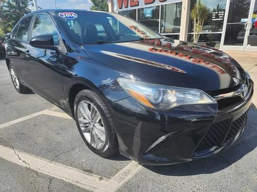 2016 Toyota Camry XLE
