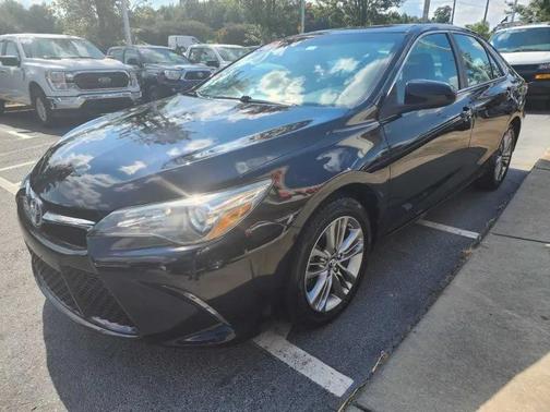 2016 Toyota Camry XLE