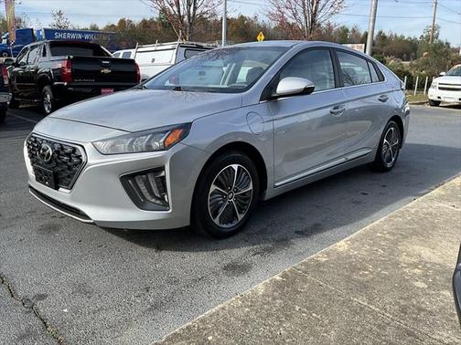 2022 Hyundai IONIQ Plug-In Hybrid SEL