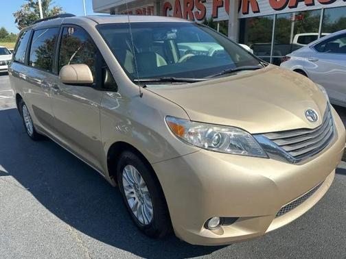 2014 Toyota Sienna XLE