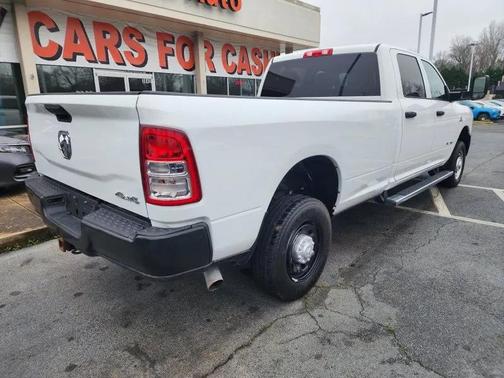 2022 RAM 2500 Tradesman Crew Cab 4x4 8' Box