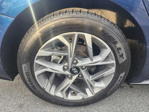 2021 Hyundai SONATA SEL