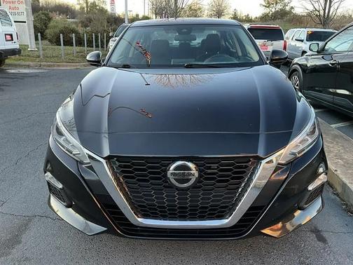 2022 Nissan Altima 2.5 SV