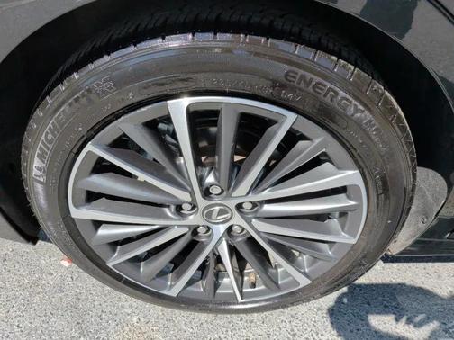 Caviar 2023 Lexus ES 350 Base