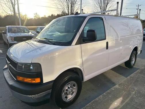 2022 Chevrolet Express 2500 RWD 2500 Regular Wheelbase WT