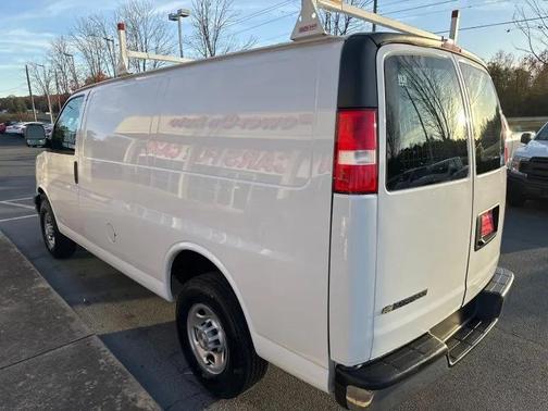 2022 Chevrolet Express 2500 RWD 2500 Regular Wheelbase WT