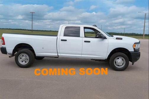 2023 RAM 3500 Tradesman Crew Cab 4x4 8' Box