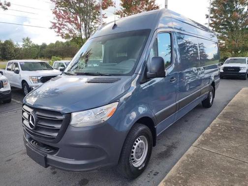 2019 Mercedes-Benz Sprinter 2500 Standard Roof