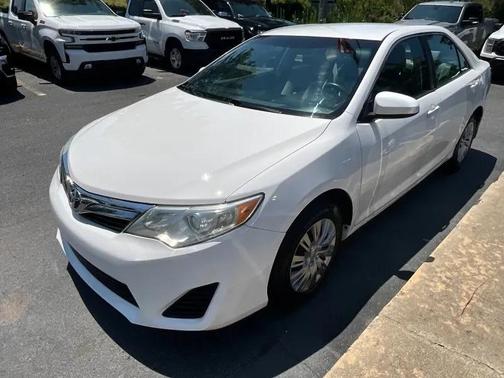 2014 Toyota Camry LE