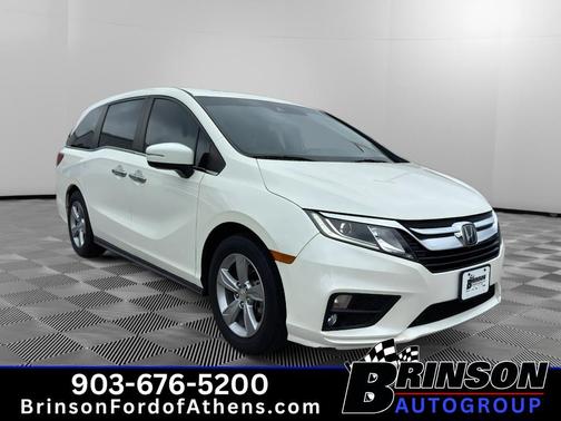 White Diamond Pearl 2018 Honda Odyssey EX-L